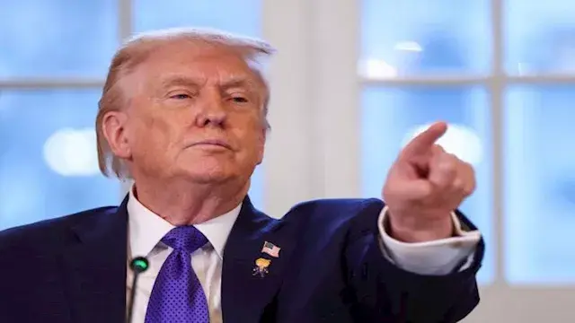 بعد تعليق الضربات الجوية.. هل...