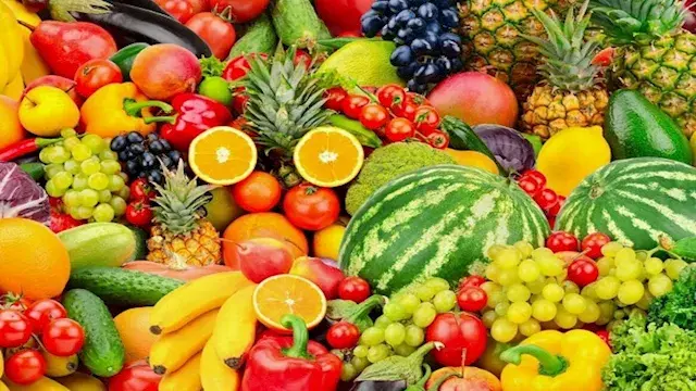 فاكهة صيفية شهيرة قد تدعم صحة...