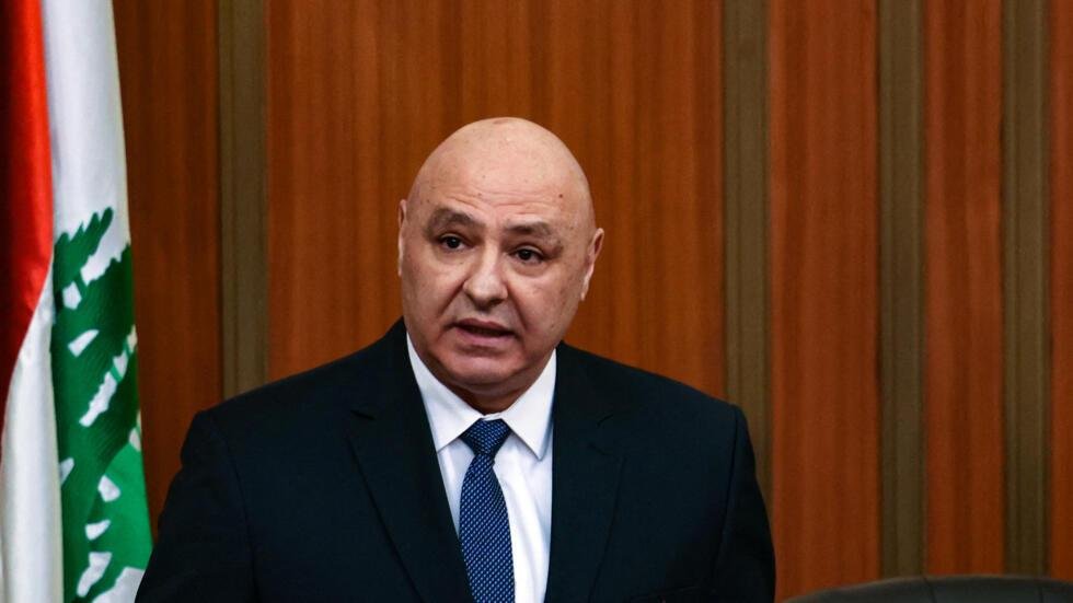 عون: انسحاب إسرائيل يمكن لبنان...