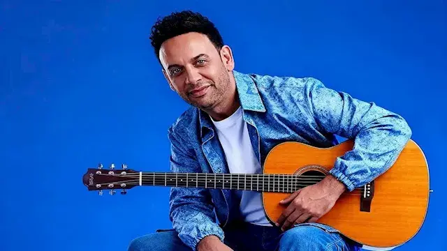 "حبيت أهون عليكوا".. مصطفى قمر...