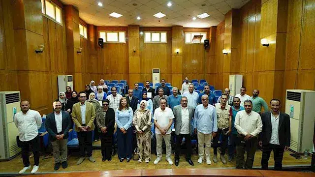 بالصور.. "السياحة" تدرب العامل...