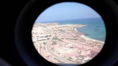 سجال الخليج  والجزر: طهران تصف مطالب أبو ظبي بـ"سوء فهم"