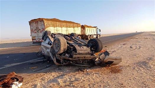 مصرع شخص وإصابة 4 آخرين إثر ان...