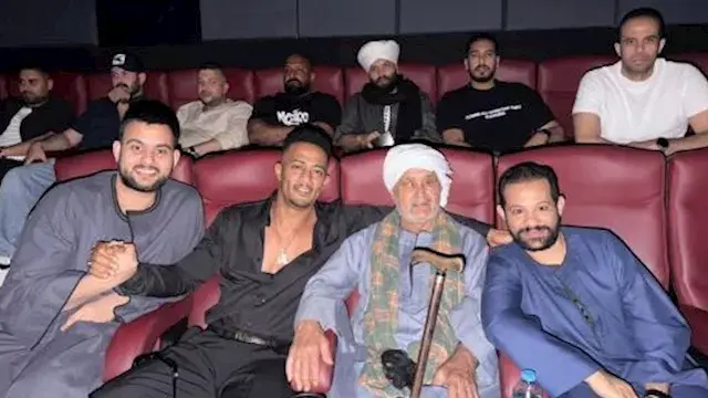 بعد جدل منعهم الدخول بالجلباب....