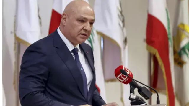 رئيس لبنان: وقف النار ركيزة أس...