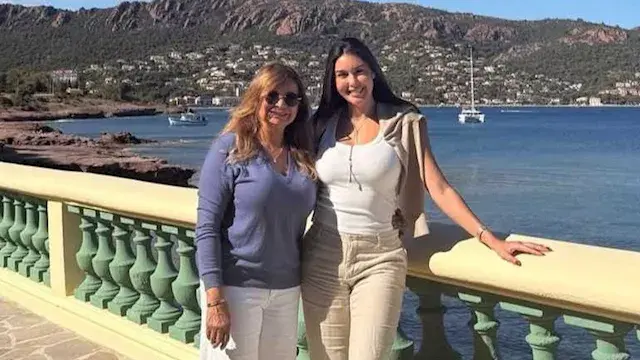 والدة ياسمين صبري تكشف عن صورة...