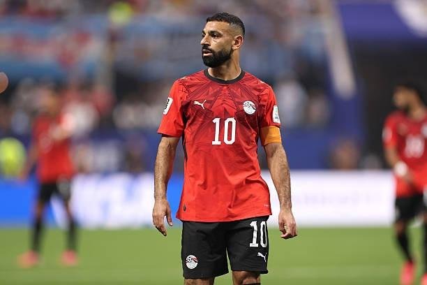 رسالة غامضة من وكيل محمد صلاح...