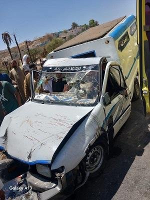 إصابة 11 شخصًا في انقلاب سيارة...
