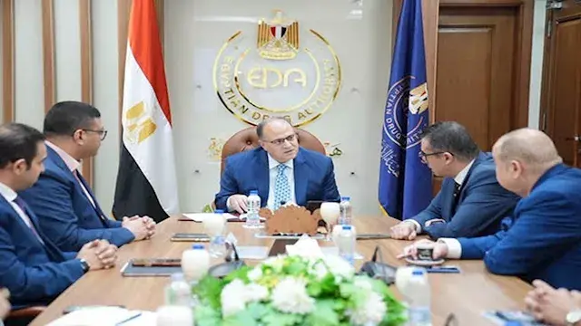 رئيس هيئة الدواء يبحث دعم الاس...