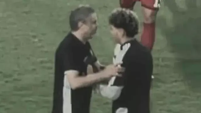 لماذا ذهب إمام عاشور لمدرب الز...