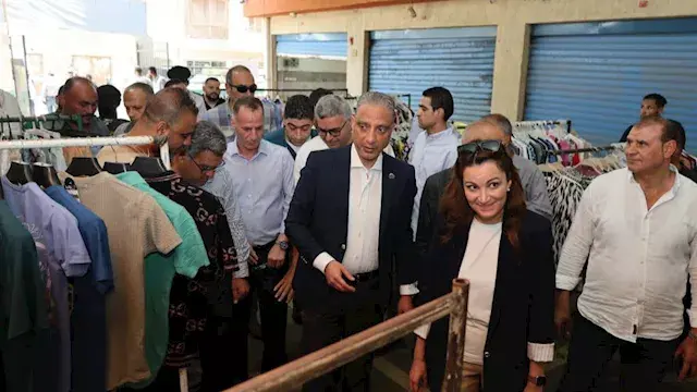 محافظ الجيزة يفتتح سوق بولاق ا...