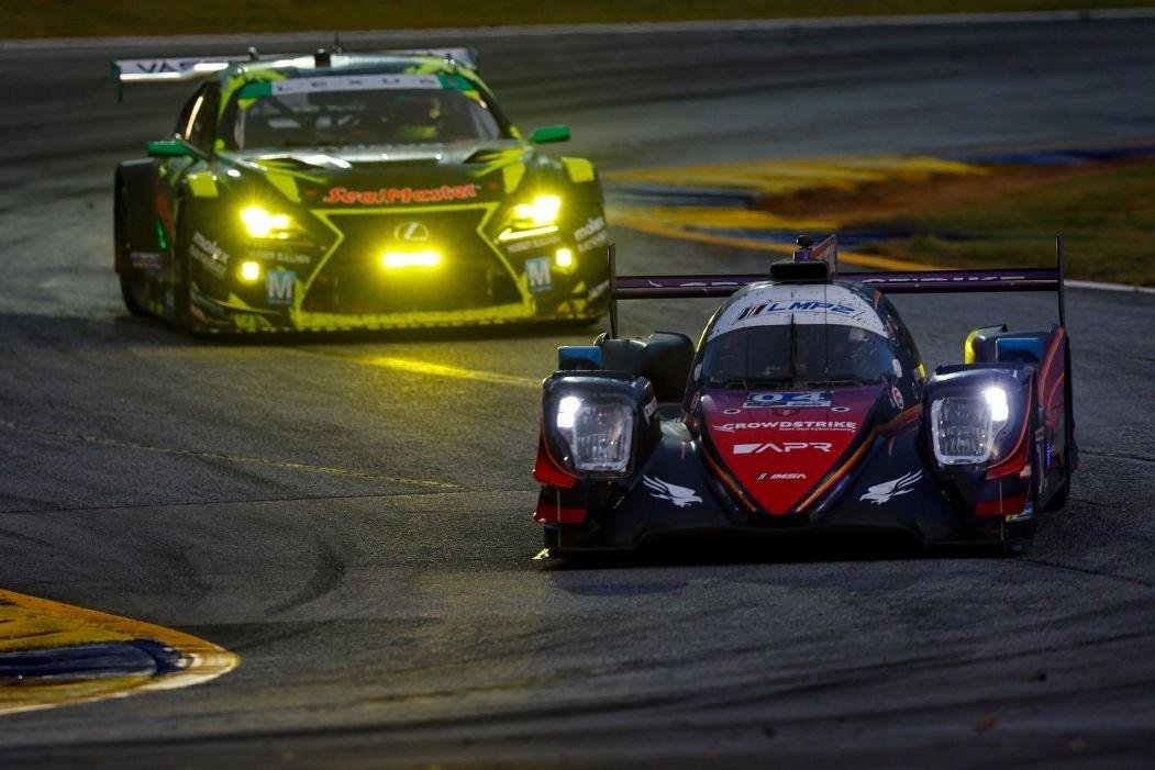 Slick-tire gamble helps CrowdStrike seal Petit Le Mans win and IMSA championship
