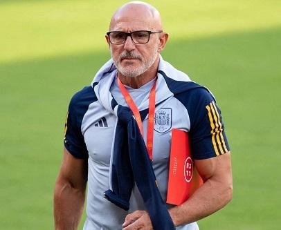 بعد التأهل لنصف النهائي.. دي ل...