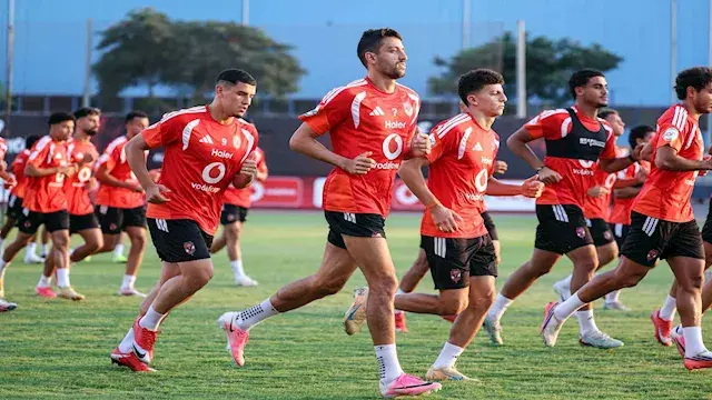 موعد مباراة الأهلي وسموحة اليو...