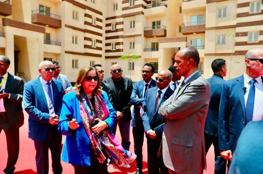 رئيس إريتريا يوجه بدراسة تجربة...