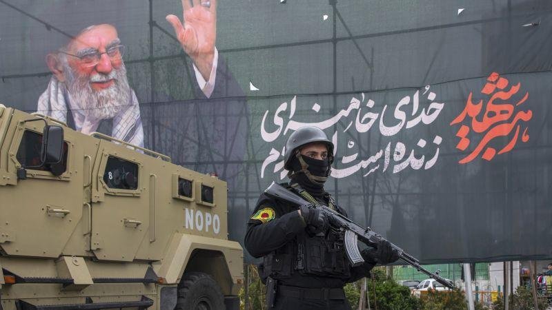إيران: أمريكا تستعد لاستئناف عملياتها العسكرية بدعم من دول بالمنطقة