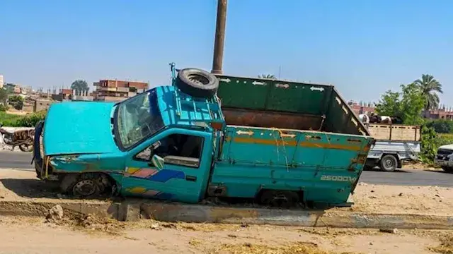 إصابة 9 أشخاص في انقلاب سيارة ربع نقل بالإسماعيلية