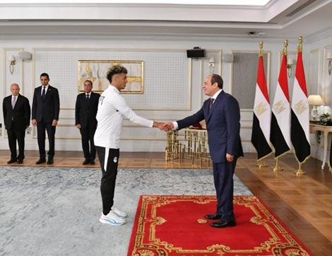 إمام عاشور: وسام الجمهورية مصد...