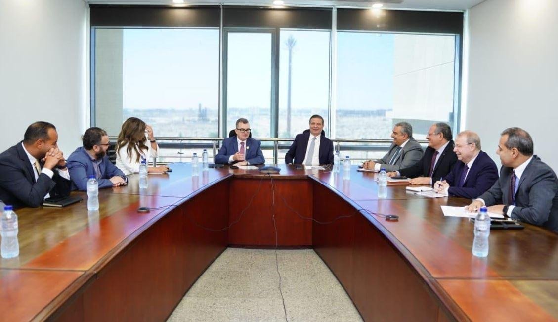 وزارتا التخطيط والزراعة تبحثان...