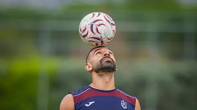 أول ظهور لمحمد صلاح بعد استقبا...