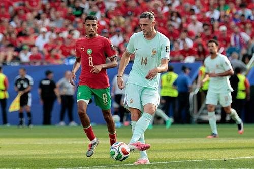 لاعب فرنسا: لم نشعر بالخطر أما...