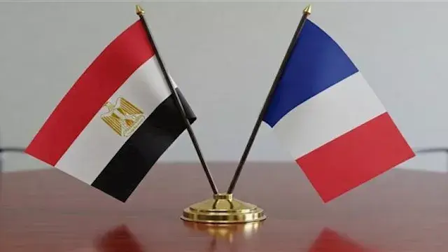 مصر وفرنسا تبحثان تعزيز التعاو...