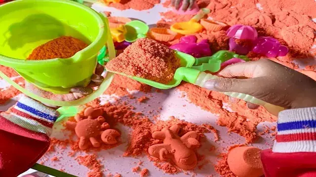سحب ألعاب أطفال من الأسواق الب...