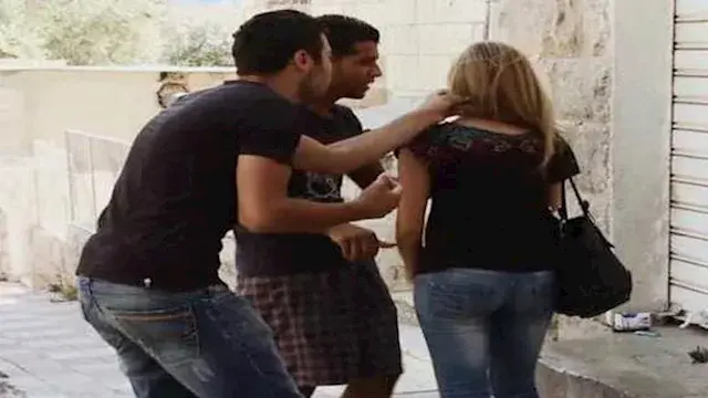 تطور جديد في واقعة تحرش عاطل بسيدة وسط الشارع بالمرج