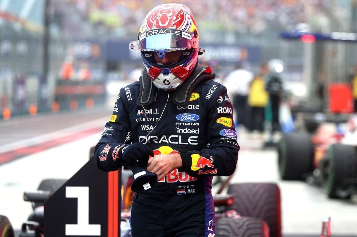 Max Verstappen hints at change after Red Bull's poor F1 starts in Malaysia and Singapore