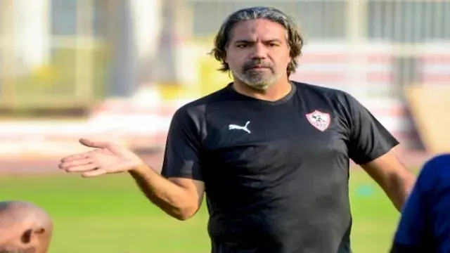 "عمري ما شتمت".. مدحت عبد الهادي يوضح حقيقة الفيديو المتداول بشأن الأهلي