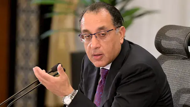 رئيس الوزراء: حلول عاجلة للمصا...