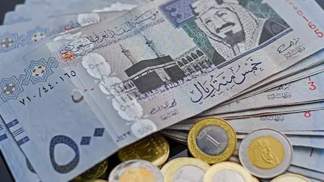 انخفض في 5 بنوك.. سعر الريال السعودي مقابل الجنيه خلال تعاملات اليوم