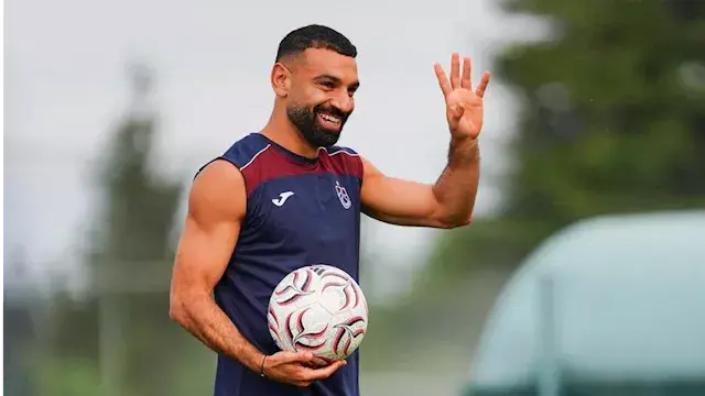 بسبب الهتاف لمحمد صلاح.. داعية تركي يحذر جماهير "طرابزون" ما القصة؟