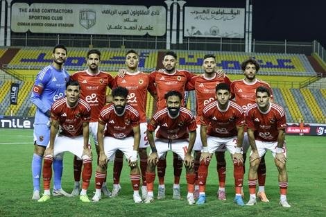 بن جديدة يقود هجوم الأهلي أمام...