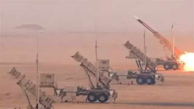 الجيش الكويتي: اعتراض 7 صواريخ...