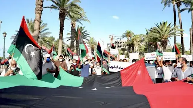 اتساع العصيان المدني في طرابلس...