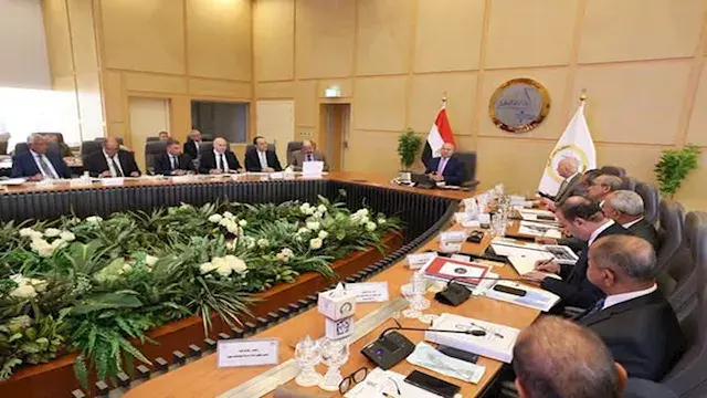 وزير النقل يدشن 10 ميني باصات...