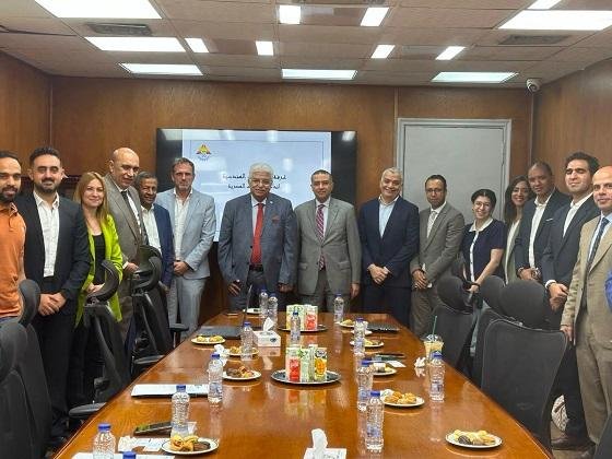 غرفة الصناعات الهندسية تبحث جذ...