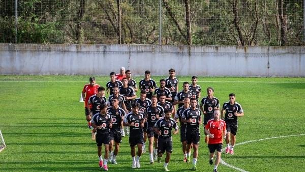 الأهلي يخوض مرانا مسائيا في مع...