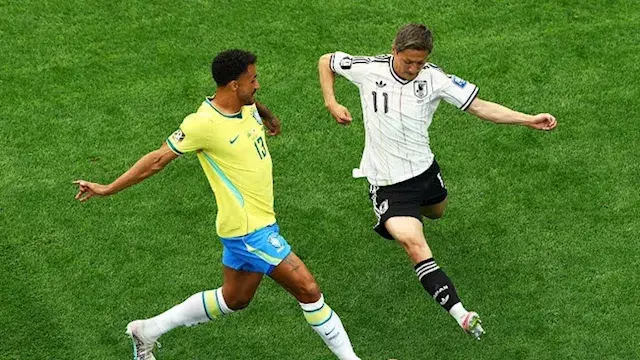لحظة بلحظة.. البرازيل 1 -1 الي...
