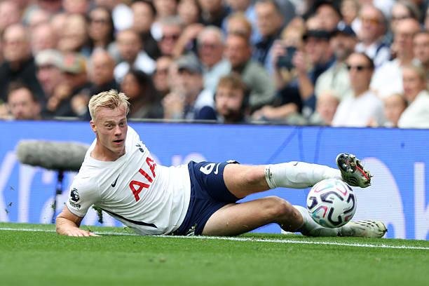 توتنهام يتلقى ضربة دفاعية قوية...