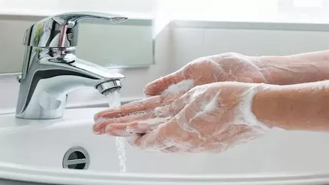 اليوم العالمي لغسل اليدين 15 أكتوبر.. 7 أخطاء شائعة تقلل فاعلية الغسل...