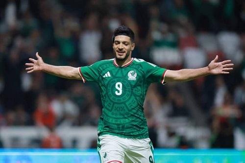 خيمينيز يقود هجوم المكسيك أمام جنوب إفريقيا في افتتاح المونديال