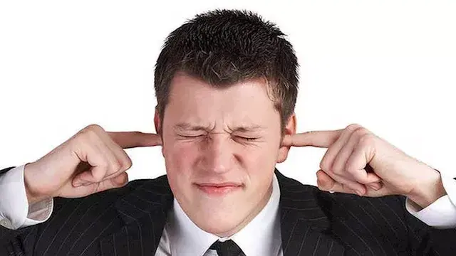 كيف تؤثر الأصوات العالية على ا...