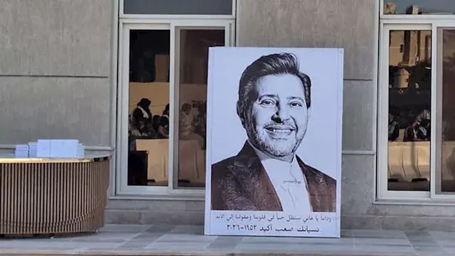 بينهم تامر وحماقي وأنغام.. 20 صورة من عزاء هاني شاكر بحضور نجوم الغناء