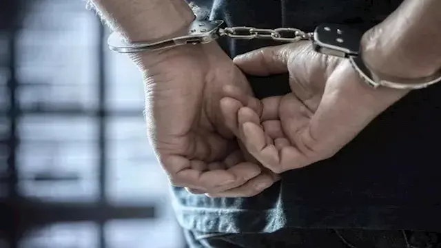 خلاف إلكتروني.. تفاصيل ضبط عار...