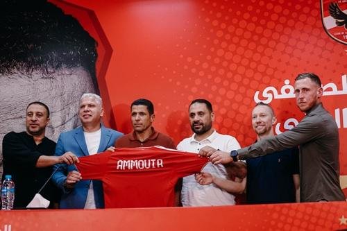 بعد تقديم عموتة.. الأهلي يعلن...