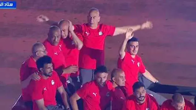 "غياب صلاح ومرموش".. 15 صورة ل...