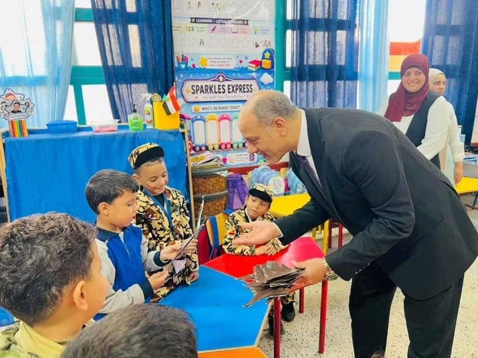 مدير تعليم الإسكندرية يتابع انتظام الدراسة والكثافات الطالبية بمدارس العجمي