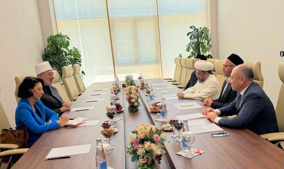 مفتي الجمهورية يؤكد عمق العلاق...
